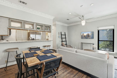 802 S 1st St #202 — photo 4