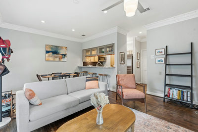 802 S 1st St #202 — photo 3