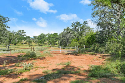 170 Split Oak Rd — photo 4
