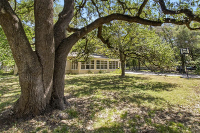 606 Harmons Way — photo 3