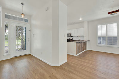 2043 Nevada St — photo 4