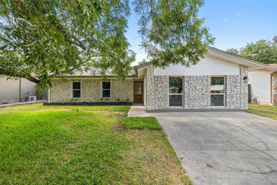 1111 Spearson Ln — photo 3