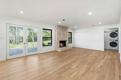 2114 Wychwood Dr — photo 5