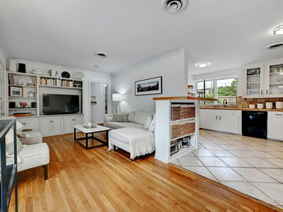 5700 Avenue G — photo 4