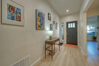 8406 Los Ranchos Dr — photo 3