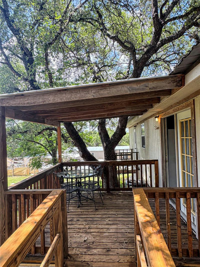 1092 Willow Dr — photo 3