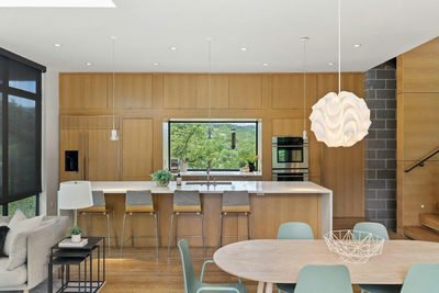 801 The High Rd — photo 3