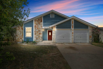 2316 Lasso Dr — photo 2