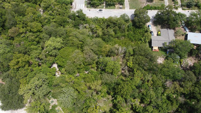 2502 Douglas St — photo 3