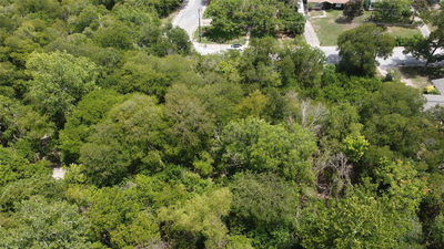 2502 Douglas St — photo 2