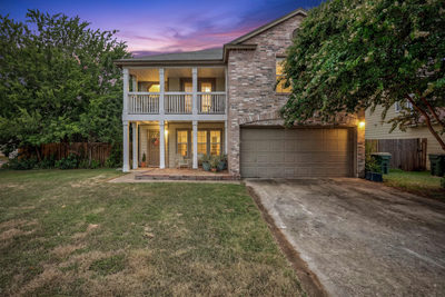 1001 Canterbury Trl — photo 2