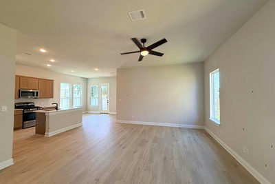 1105 Stonehill Dr — photo 5