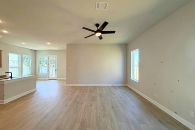 1105 Stonehill Dr — photo 4