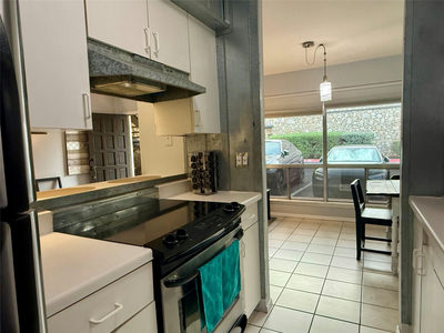 500 E Riverside Dr E #149 — photo 5