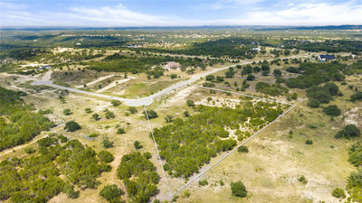 147 E Flying Owl Dr — photo 2