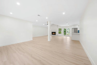 1403 Creekview Dr — photo 5