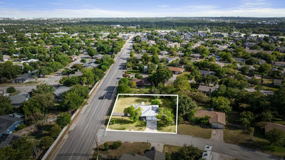1500 Wildflower Dr — photo 2
