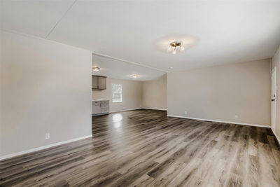 1017 Rosewood Dr — photo 5