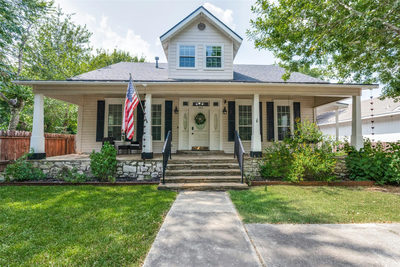 1012 Dailey St — photo 2