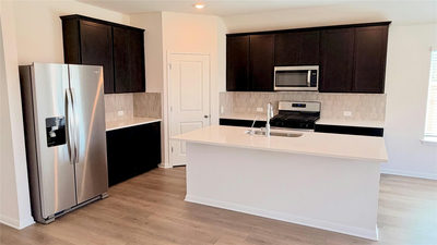 150 Coopers Hawk Crst — photo 2