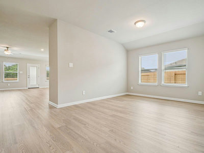 150 Coopers Hawk Crst — photo 4