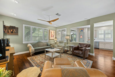 102 Verbena Dr — photo 4