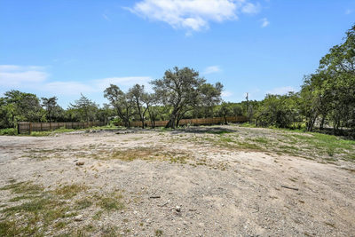 8106 Pitter Pat Ln — photo 3