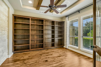 6005 Empresa Dr — photo 4