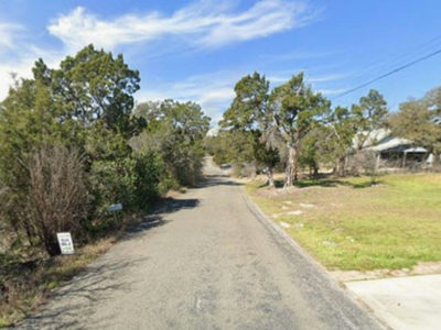 18501 E Lakeview Dr — photo 2