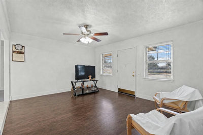 1115 Sycamore St — photo 4