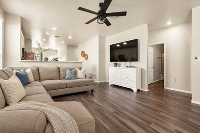 323 Zuma Dr — photo 4