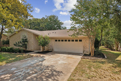 1102 Dunman Dr — photo 2