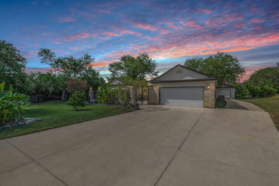 11808 Arnold Ln — photo 3