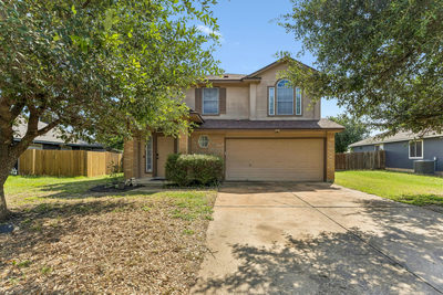 808 Red River Ln — photo 2