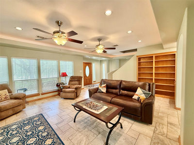 670 Woodland Dr — photo 4