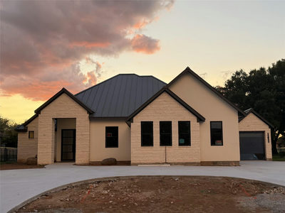 114 Meadowlakes Dr — photo 3