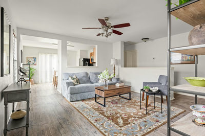 5624 Thunder Gulch Dr — photo 2