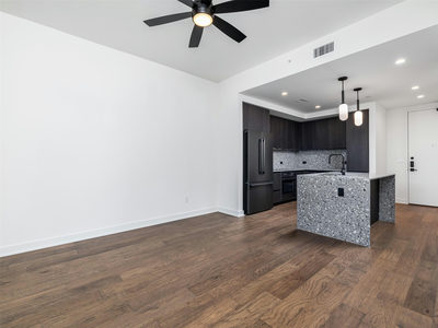 84 East Ave #3907 — photo 3