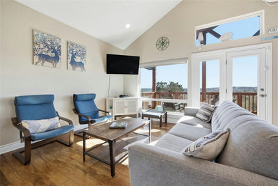 1748 Lakeshore Dr — photo 3