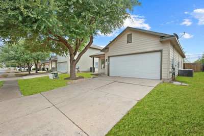 12103 Bastrop St — photo 3