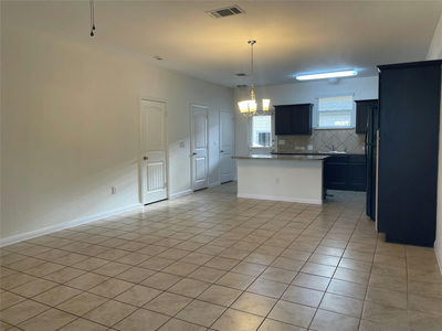 419 Katmai Cir — photo 2