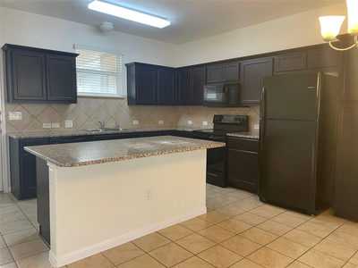 419 Katmai Cir — photo 5