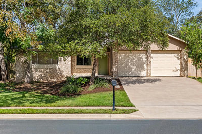 7308 Eganhill Dr — photo 2