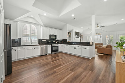 3608 Bird House Dr — photo 2