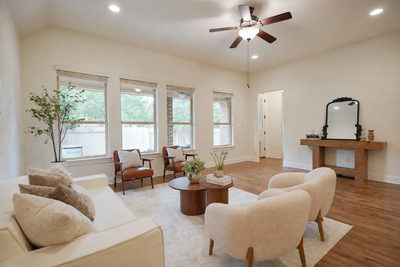 2301 Yaupon Range Dr — photo 4