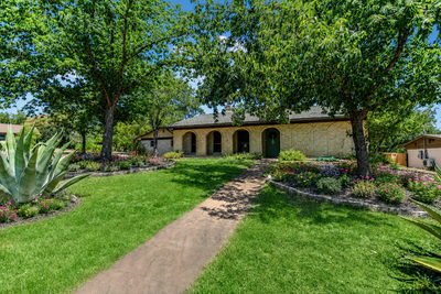 6920 Scenic Brook Dr — photo 2