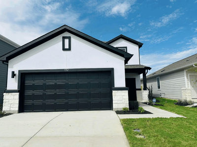 152 Hornet St — photo 3
