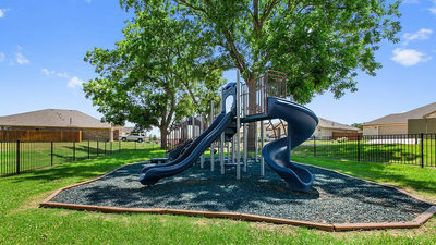 106 Crooked Trail Trl — photo 2