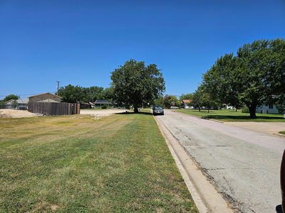 603 S Railroad Ave — photo 4