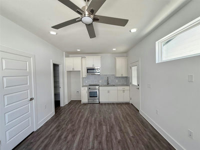 6406 Felix Ave #2 — photo 3